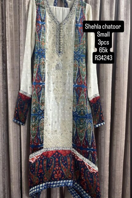 SHEHLA CHATOOR R34243