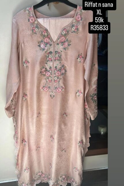 RIFFAT AND SANA R35833