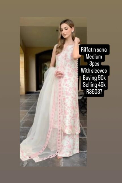 RIFFAT AND SANA R36037