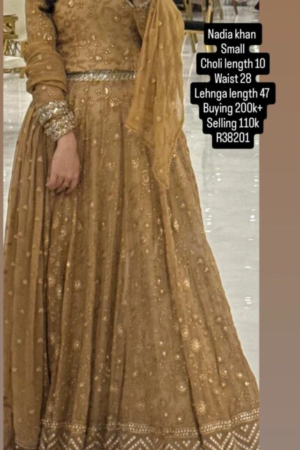 NADIA KHAN LEHNGA CHOLI R38201