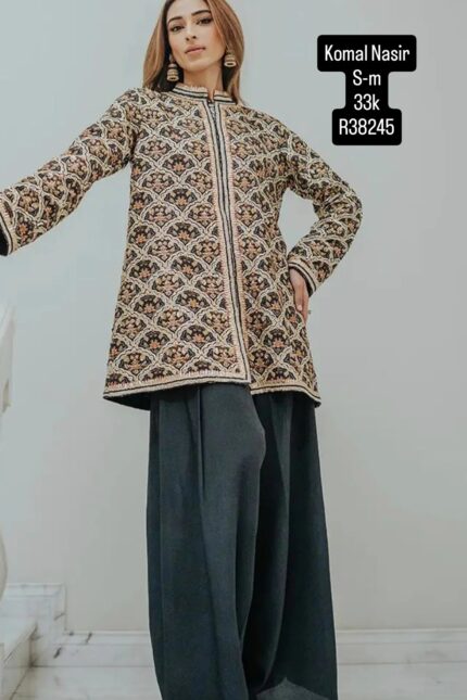 KOMAL NASIR R38245
