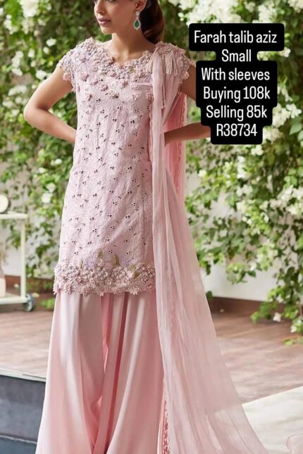 FARAH TALIB AZIZ R38734